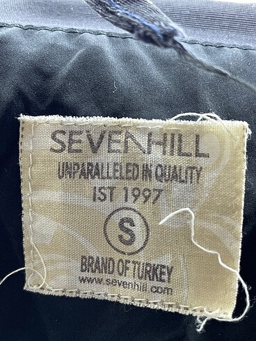 s Beden siyah Renk Sevenhill Mont %70 İndirimli.