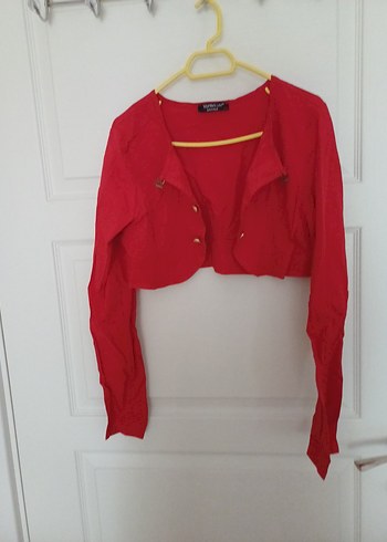 Kız Çocuk Kırmızı Düğmeli Bolero - Görsel 3