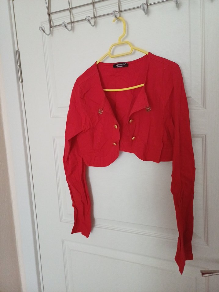 Kız Çocuk Kırmızı Düğmeli Bolero - Görsel 2