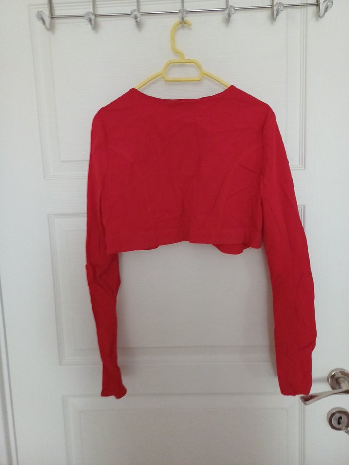 Kız Çocuk Kırmızı Düğmeli Bolero - Görsel 4