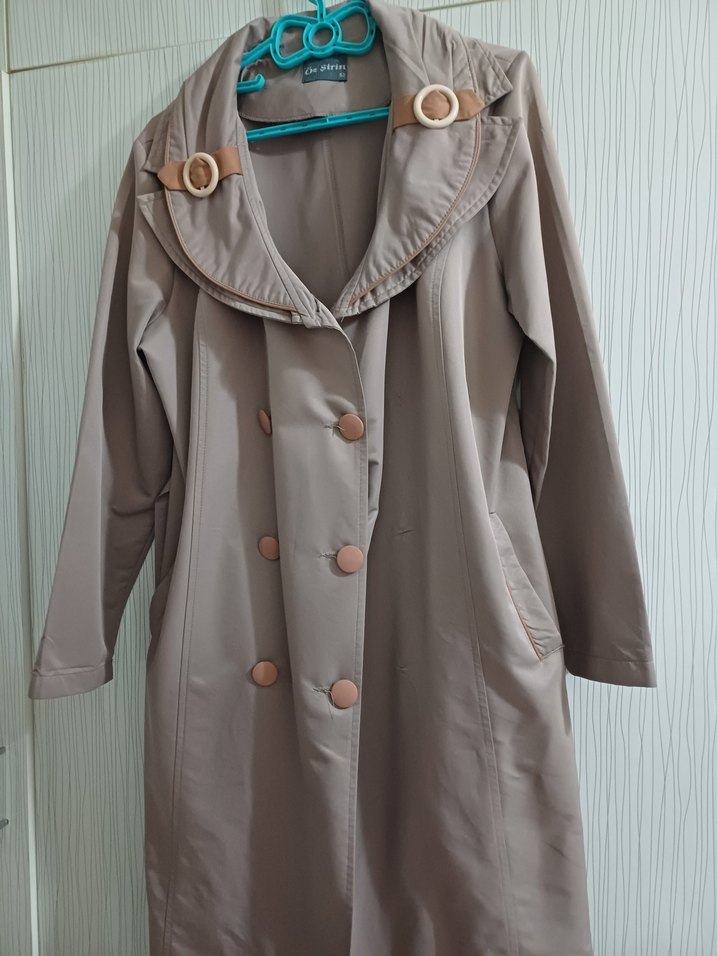 Bej Düğmeli Uzun Kadın Trençkot - Görsel 3