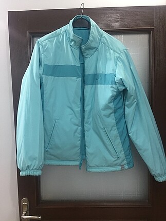Nike mont