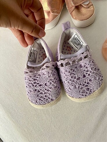 Kız bebek ilk adım ayakkabısı
