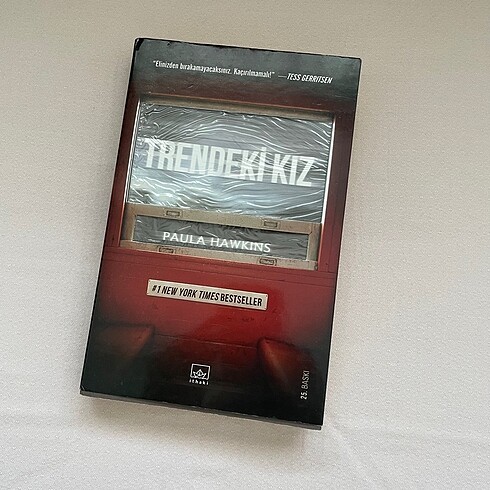 trendeki kız kitap