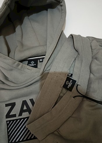 Gri Kapüşonlu Erkek Eşofman Takımı - Görsel 4