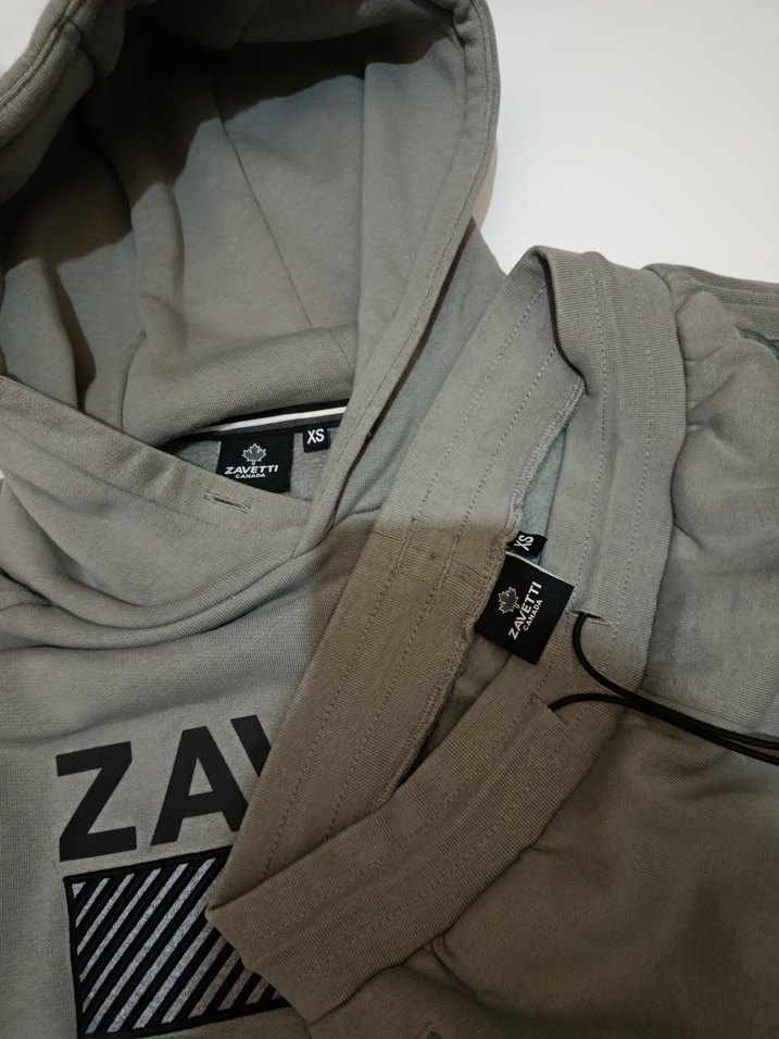 Gri Kapüşonlu Erkek Eşofman Takımı - Görsel 4