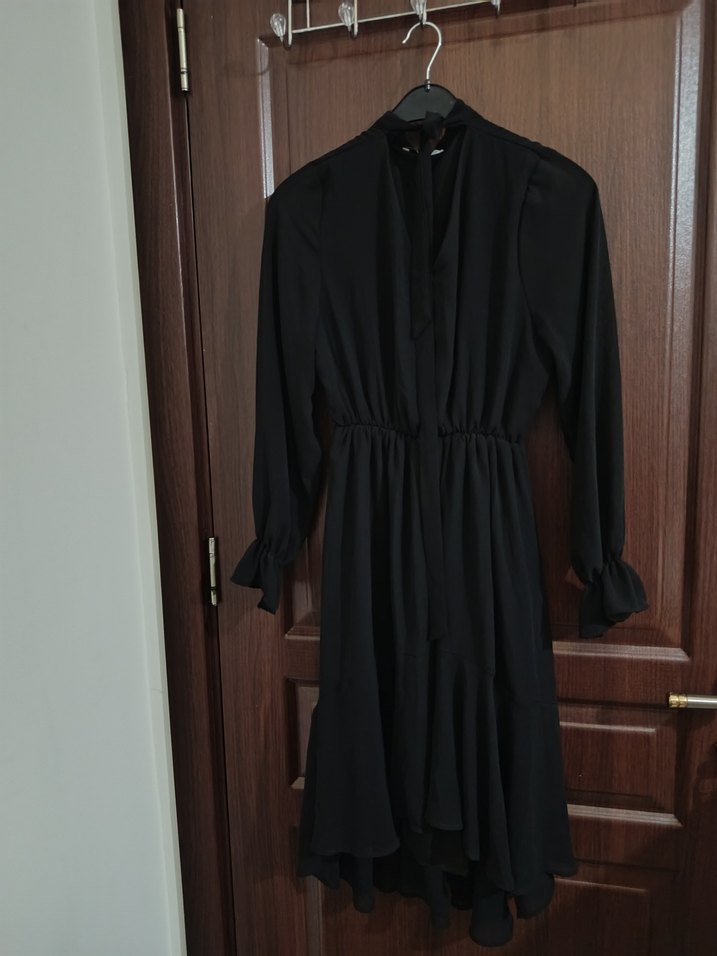 Siyah Uzun Kollu Gotik Elbise - Görsel 3