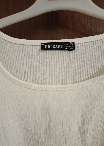 Beyaz Kısa Kollu Piliseli Keten Bluz - Görsel 4