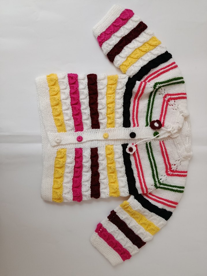 Kız Çocuk Renkli Nakışlı Triko Hırka - Görsel 2