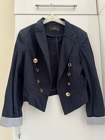 Kısa blazer ceket
