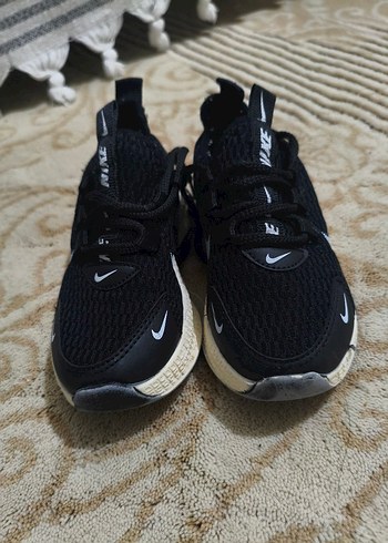 Nike Erkek Çocuk Siyah Spor Ayakkabı - Görsel 3