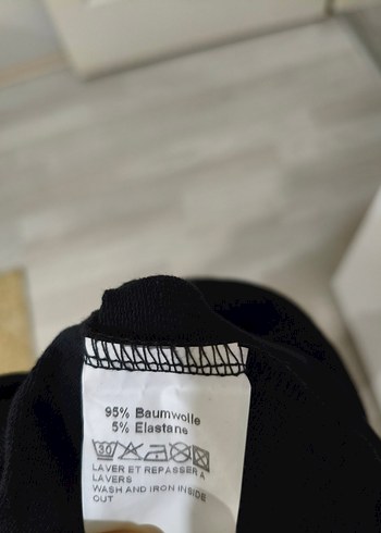 Siyah baskılı Moncler erkek sweatshirt - Görsel 4