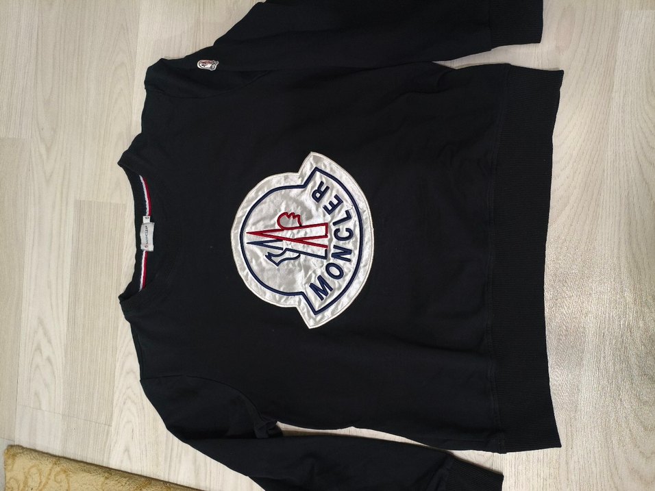 Siyah baskılı Moncler erkek sweatshirt - Görsel 2