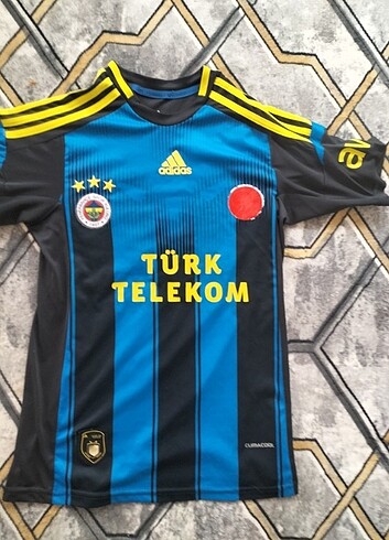 11-12 Yaş Beden lacivert Renk Fenerbahçe forması