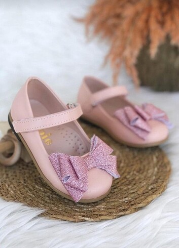 Ortepedik Pullu Fiyonk Detaylı Babet