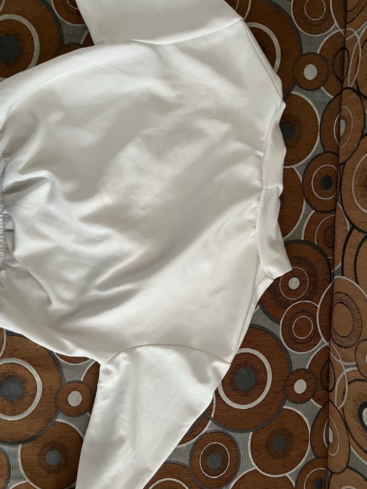 V yaka beyaz kadın sweatshirt - Görsel 3