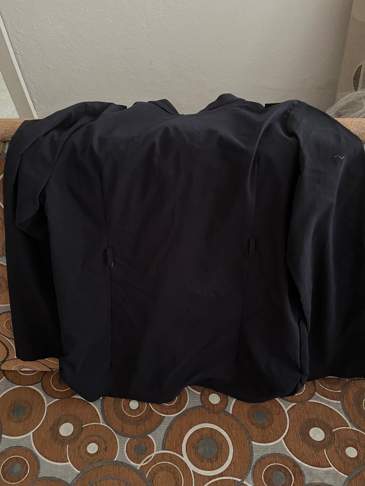 Düğmeli Siyah gömlek - Görsel 2