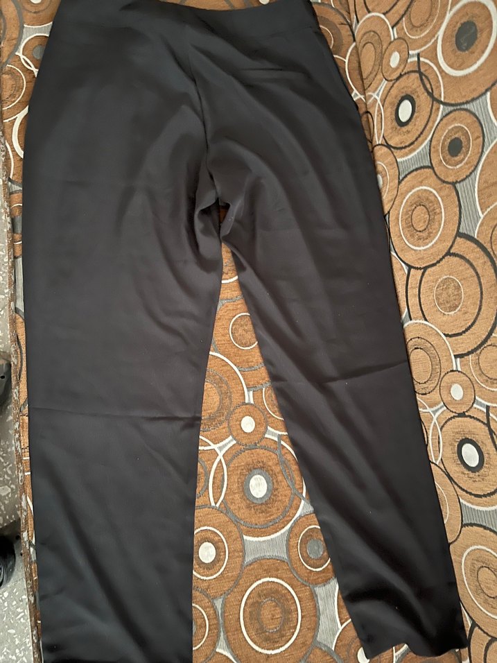 Siyah Fermuarlı Kadın Rahat Kumaş Pantolon - Görsel 4