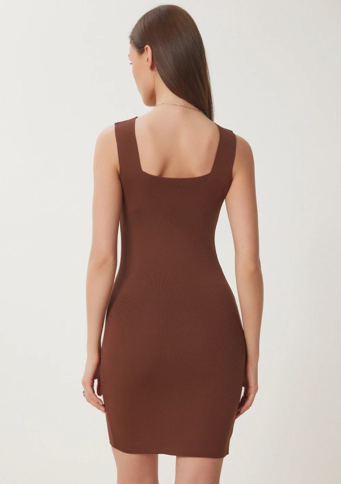 Kahverengi Kadın kare yaka mini  Triko Elbise - Görsel 2
