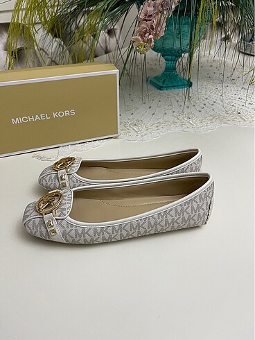 39,5 Beden Michael Kors Babet
