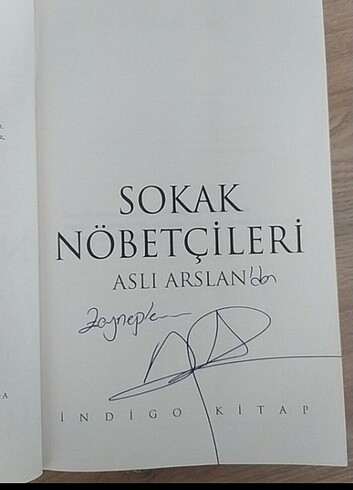 Sokak Nöbetçileri 1 imzalı ciltsiz
