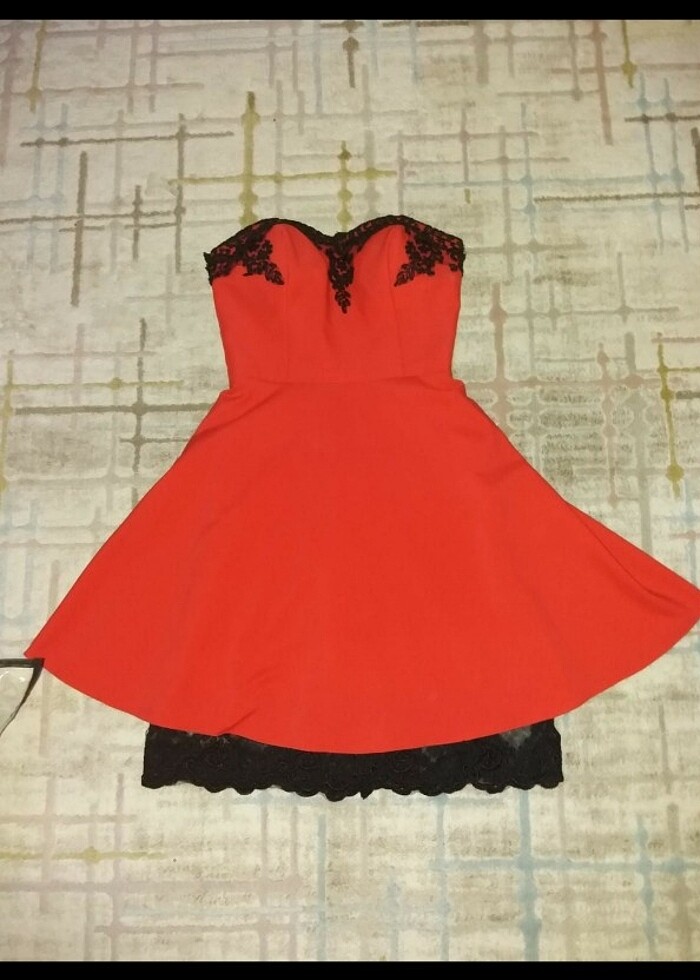 STRAPLEZ KIRMIZI MİNİ ELBİSE - Görsel 4