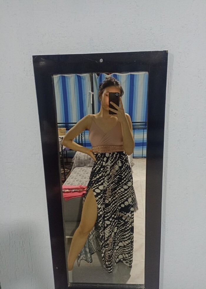 Derin Yırtmaç Özel Dikim Elbise - Görsel 2