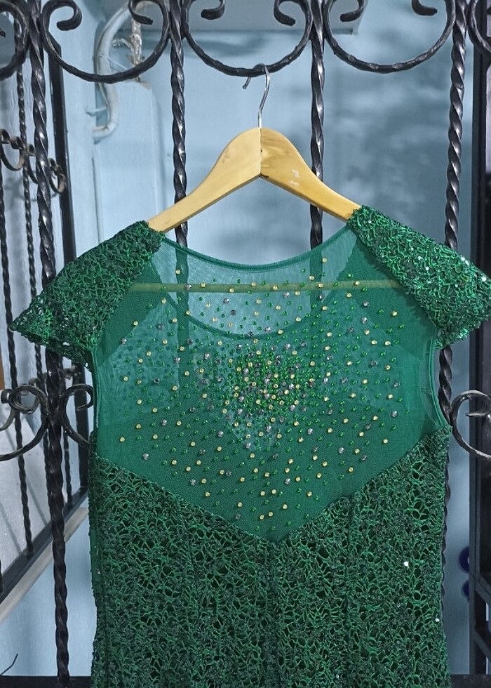 Zümrüt Gece Elbisesi - Görsel 3