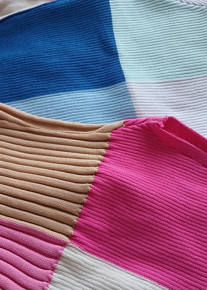 Renkli croplar - Görsel 2