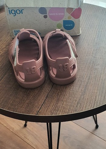 19 Beden pembe Renk Igor Kız Çocuk Sandalet