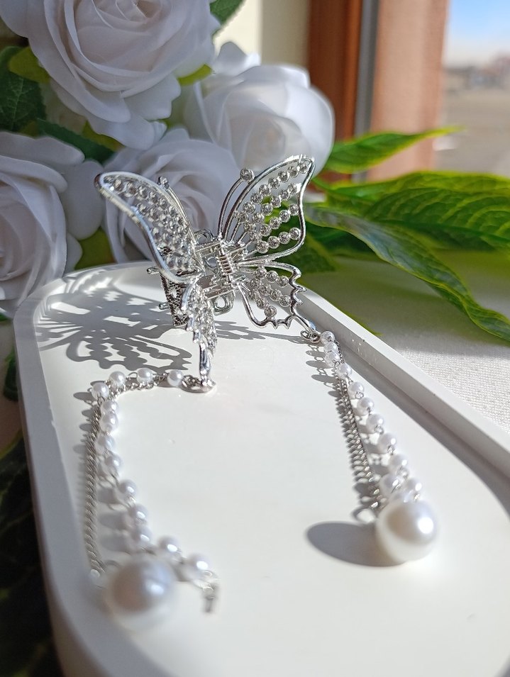 Zincir Detaylı Kelebek Saç Aksesuarı - Görsel 4