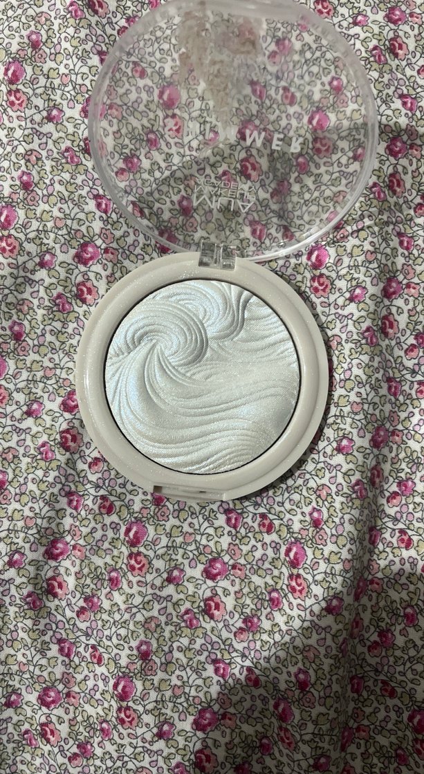 Parlak Beyaz Aydınlatıcı Pudra - Görsel 2