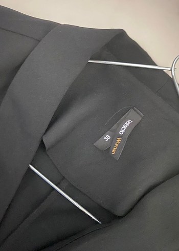 Düğmeli Siyah Midi Kadın Ceket tarzı elbise - Görsel 3