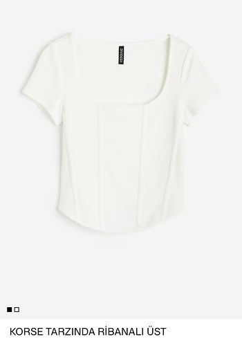 H&M Beyaz Korse Tarzı Kadın Tişört