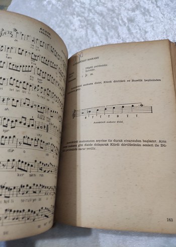 Siyah Kapaklı Dini Kitap - Görsel 9