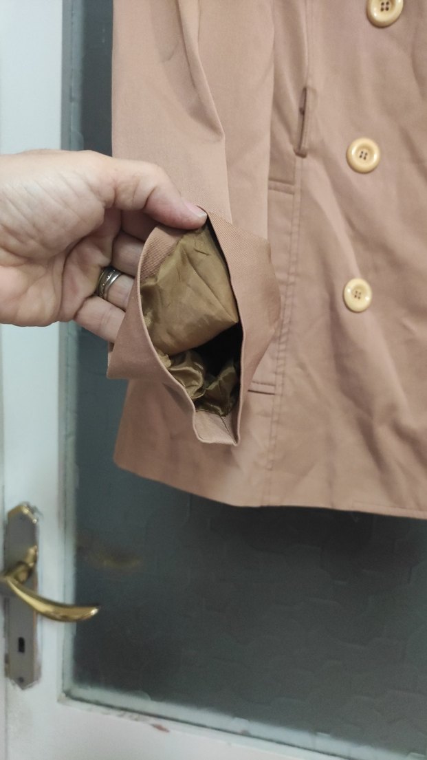 Kadın Bej Düğmeli Midi Trençkot - Görsel 4