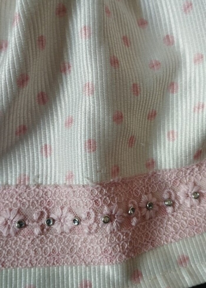 Pembeli beyazlı etek - Görsel 2