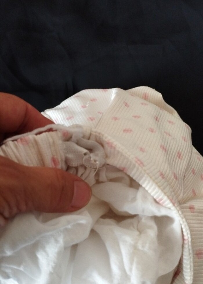 Pembeli beyazlı etek - Görsel 4