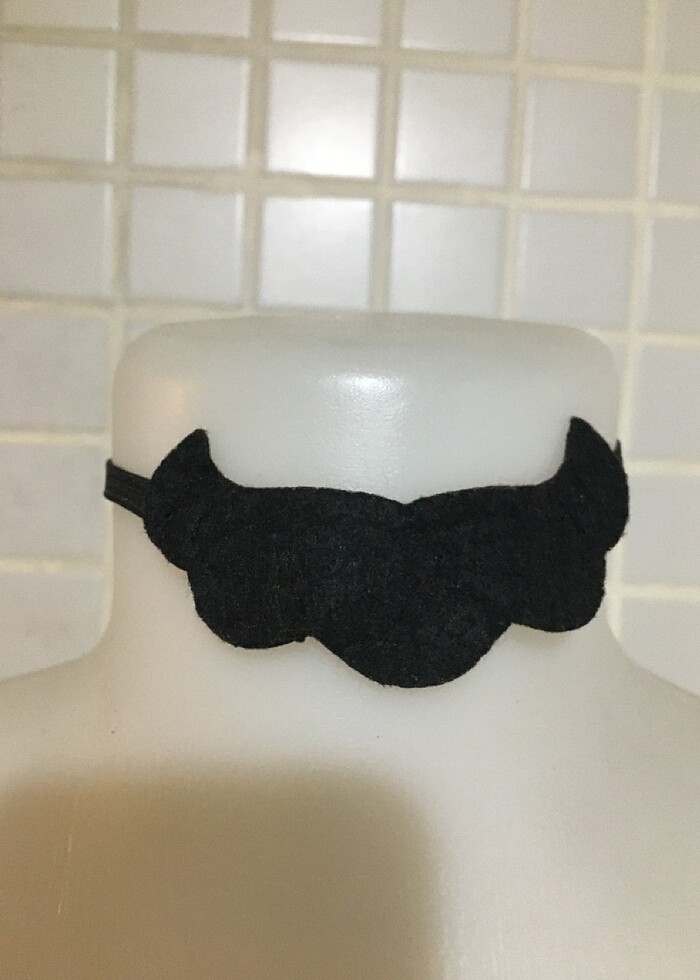 Siyah çocuk bıyık - Görsel 2