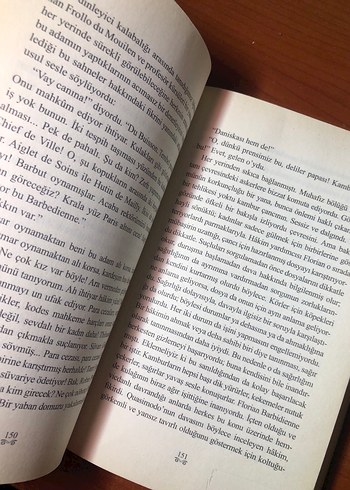 Notre Dame'in Kamburu - Victor Hugo - Görsel 4