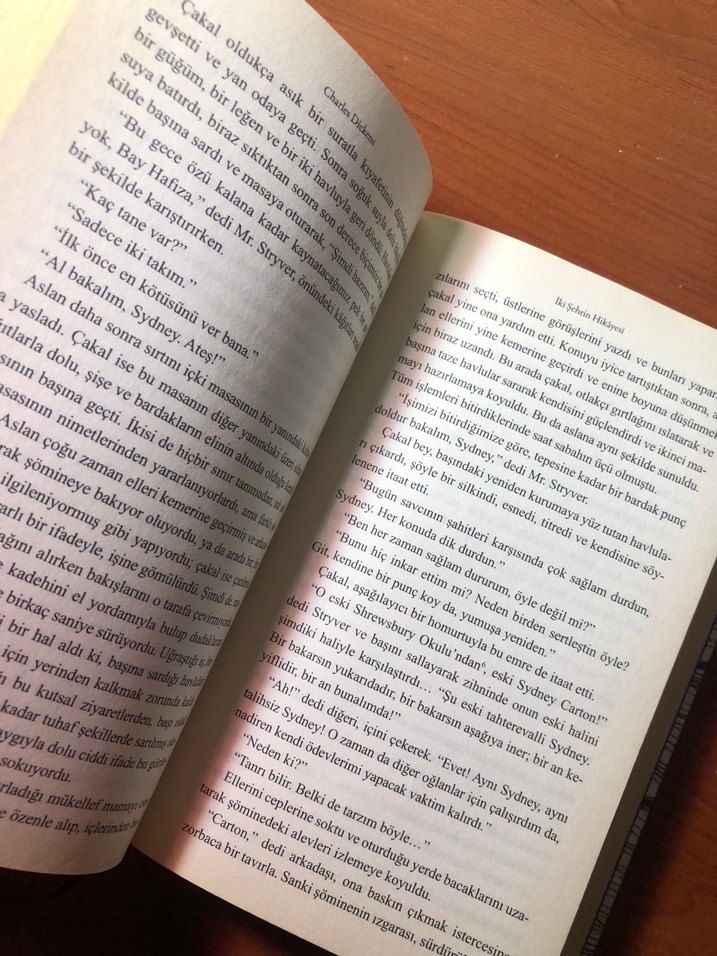 İki Şehrin Hikayesi Ciltli - Charles Dickens - Görsel 4