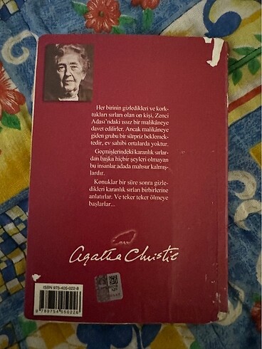 On Küçük Zenci Kitap
