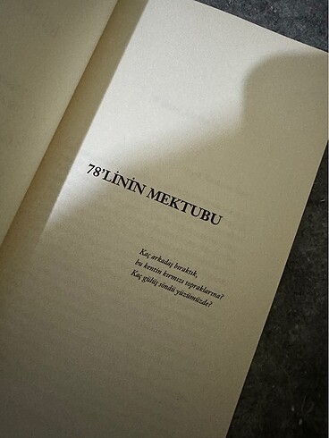 Beden Renk Ahmet Ümit Çıplak Ayaklıydı Gece Kitap