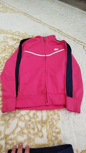 Nike Nike 6 7 yaş alt üst takım