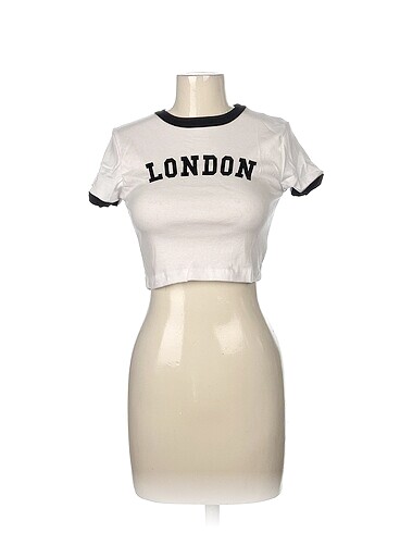 Diğer T-shirt %70 İndirimli.
