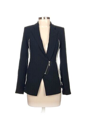 ipekyol Blazer %70 İndirimli.