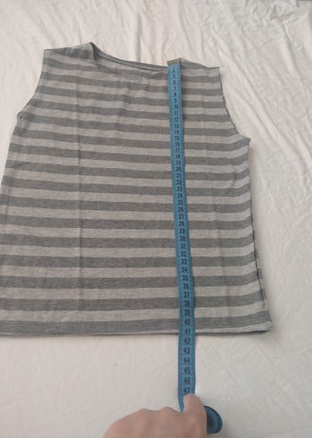 Gri Çizgili Kolsuz  garson beden çocuk tisortu - Görsel 3