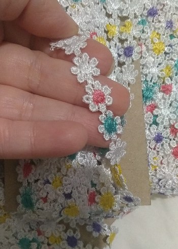 Renkli Çiçekli Bohem El İşi Dantel - Görsel 3