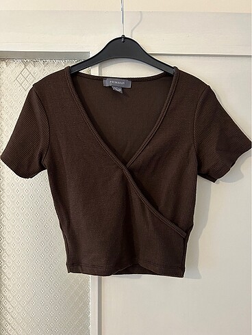 v yaka kahverengi crop top