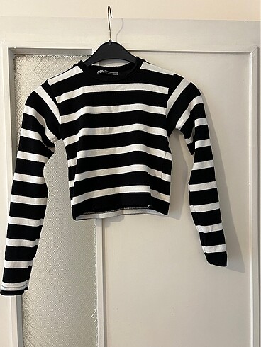 zara siyah beyaz çizgili crop top